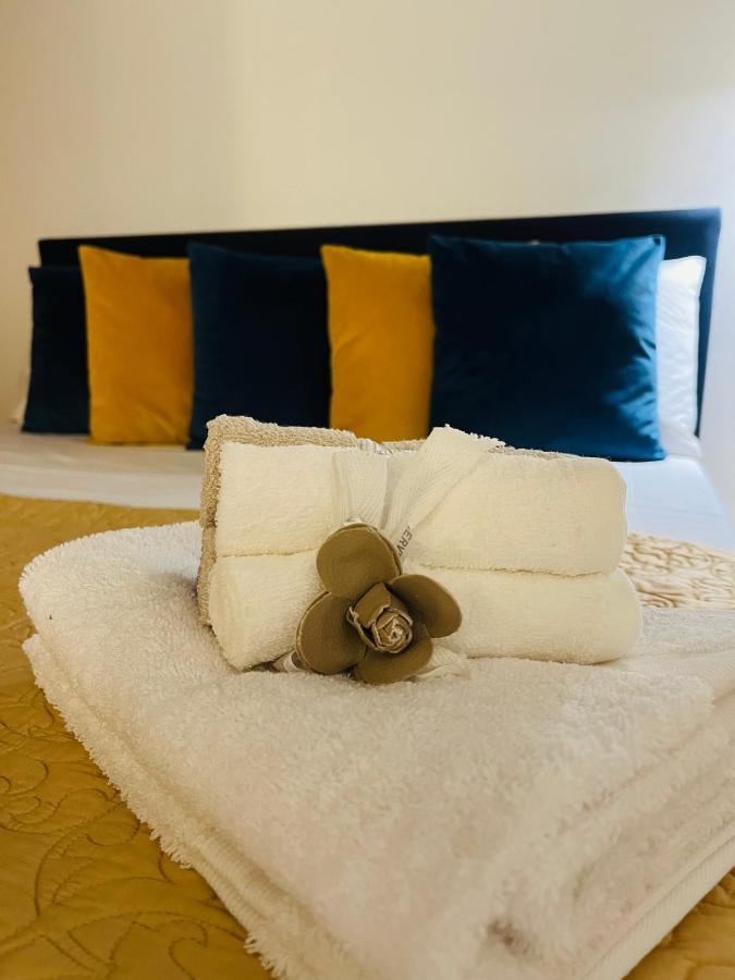 Gesu Nuovo Apartment Napoli Eksteriør bilde